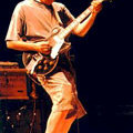 NEIL YOUNG: Aktuell - nok en gang.