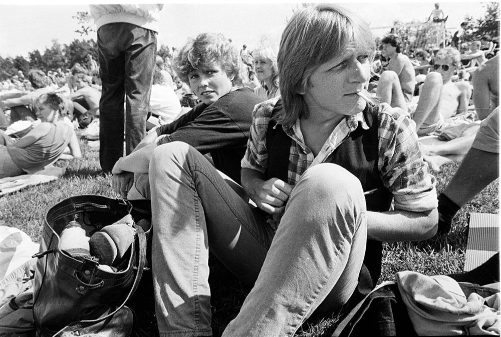 RUNE OG BENTE: Vi var mange fra Eidsvoll Rock og Bluesklubb som tok turen til Kalvøya i 1985 som journalistbuddy, Rune Westengen (jobbet i RB og Nye Takter), og kona Bente Tærud fra Slade-regionen Lundgård. Foto: Tom Stalsberg