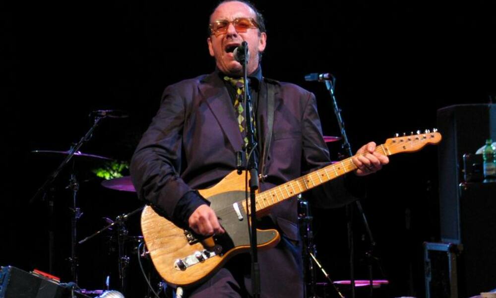 Foto marco annunziata via Wikipedia. Glastonbury 2005