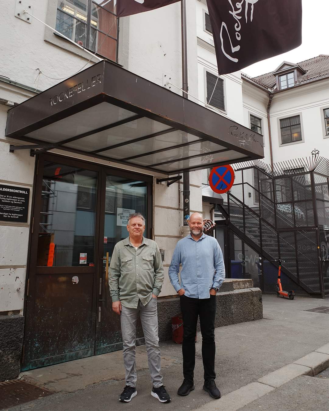 Avtroppende Roar Gulbrandsen til venstre. Ny sjef, Knut Harald Pleym, til høyre. Foto: Marius Dale