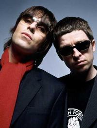 LIAM & NOEL: Tilbake i rampelyset i mai ( )