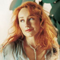 TORI AMOS: Gigantutgivelse i september