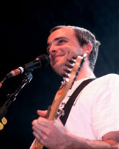 TRAVIS: Til Norwegian Wood.